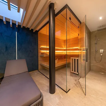 Apartment In Bramberg With Mountain Views, Cleaning Included *